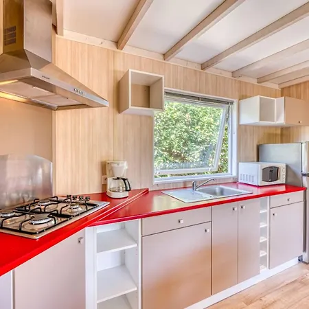 Cottage, Animaux Acceptes - 6 Pers. - Api-1-52-2931 Camping *