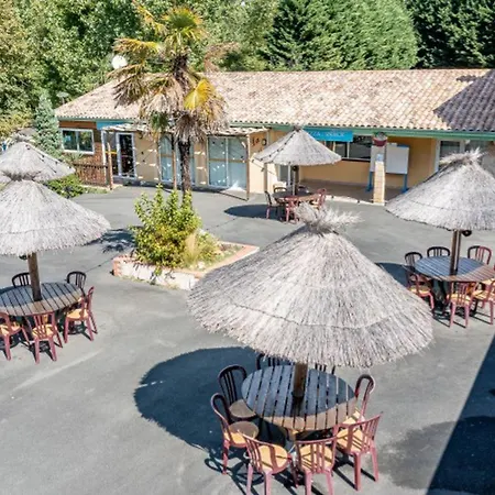 Camping Cottage, Animaux Acceptes - 6 Pers. - Api-1-52-2931 *